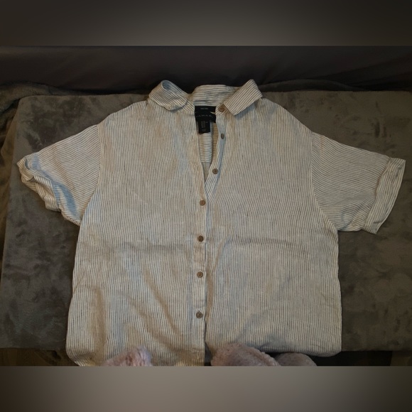 Button Down - Picture 1 of 2
